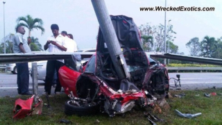 Illustration for article titled This is what happens when a Ferrari test drive goes very wrong